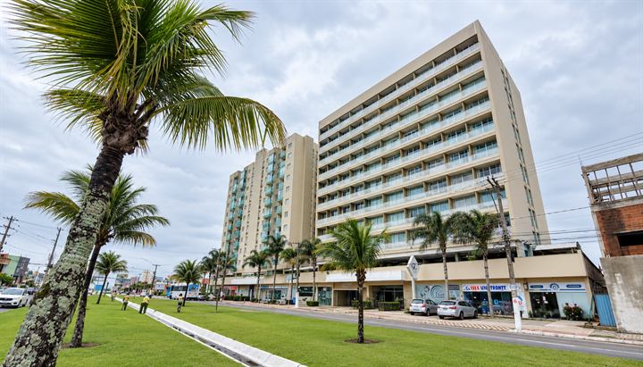 Fachada do prédio onde fica o consultório, na Serra
